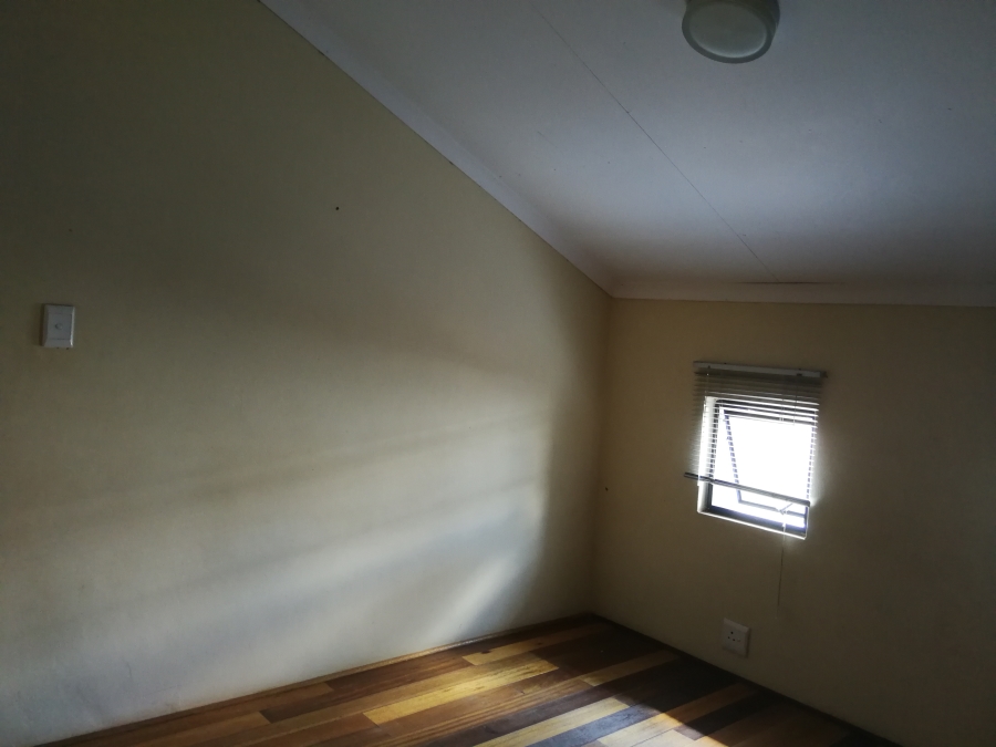 To Let 1 Bedroom Property for Rent in Dassie Rand North West